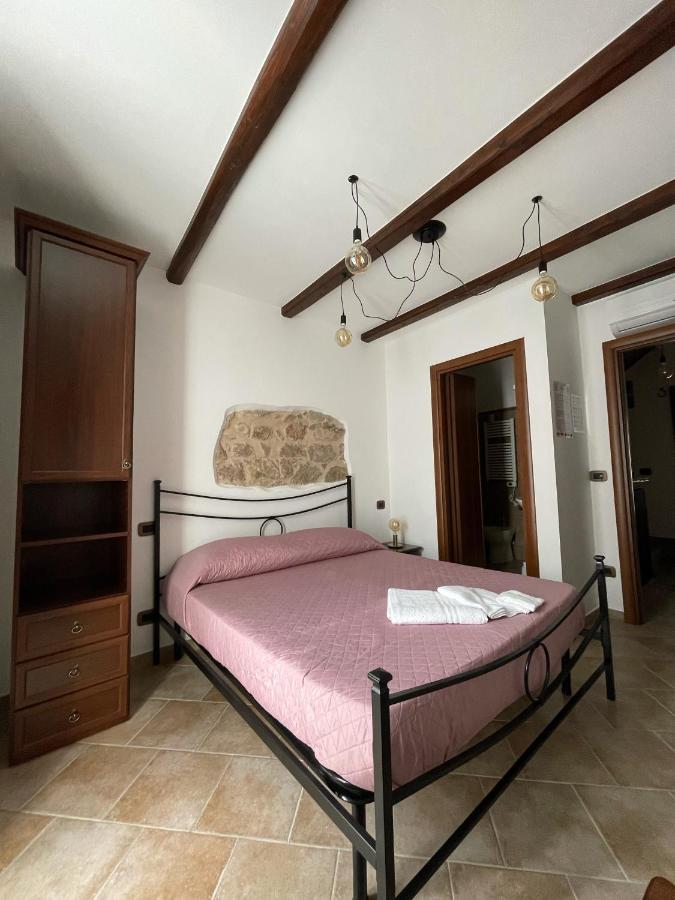 La Vie En Rose Bed & Breakfast Fondi Luaran gambar